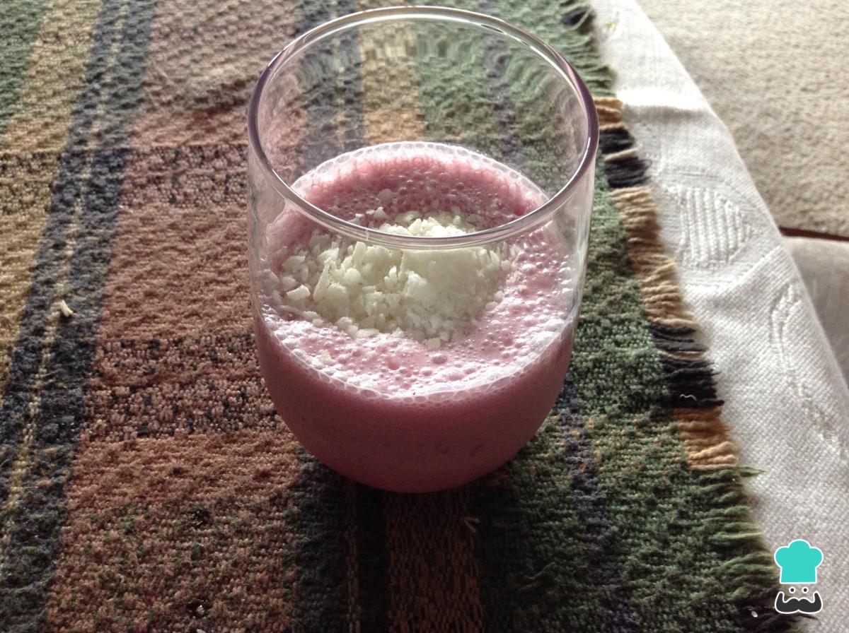 Batido de mora y coco