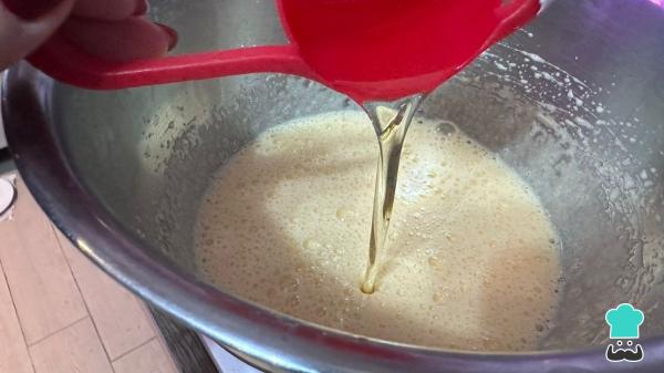 Receta de Bizcocho de galletas Lotus: esponjoso y con un sabor irresistible que siempre triunfa - Paso 4