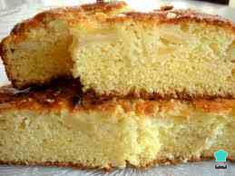 Receta de Bizcocho al yogurt con manzana
