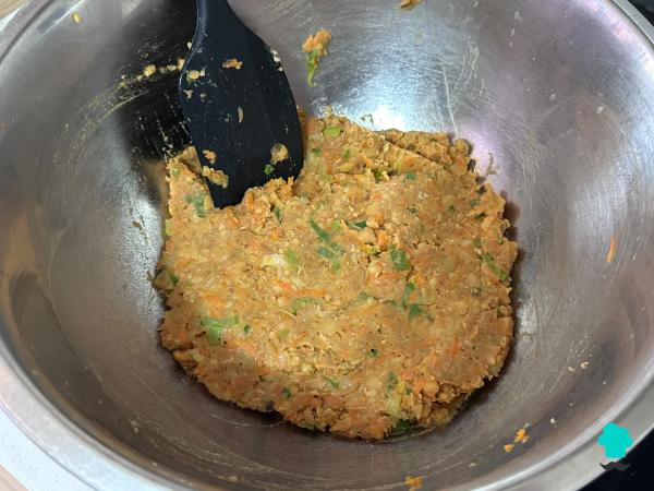Receta de Hamburguesas de lentejas y zanahoria: una cena rica, económica y muy fácil con pocos ingredientes - Paso 5