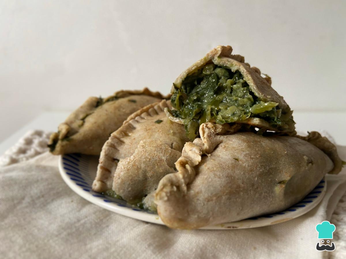 Receta de Empanadas de acelga y salsa blanca