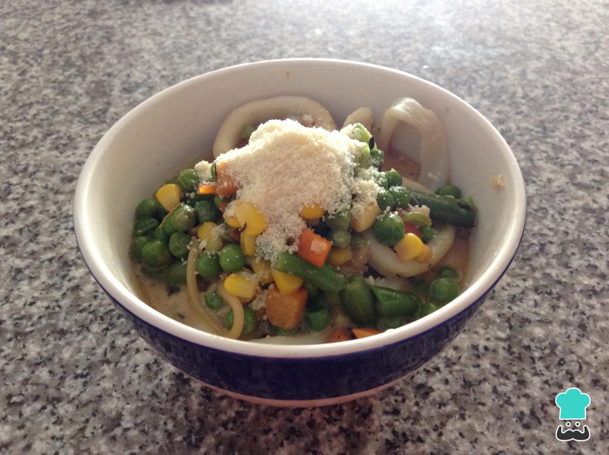 Receta de Anillos de calamar con mix de vegetales.