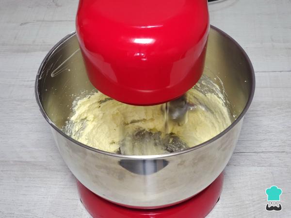 Receta de Bizcocho de nata y mantequilla - Paso 1