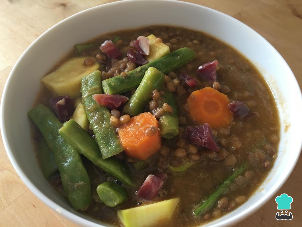 Receta de Lentejas con judías verdes y jamón