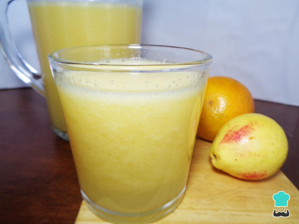 Jugo de guayaba y naranja