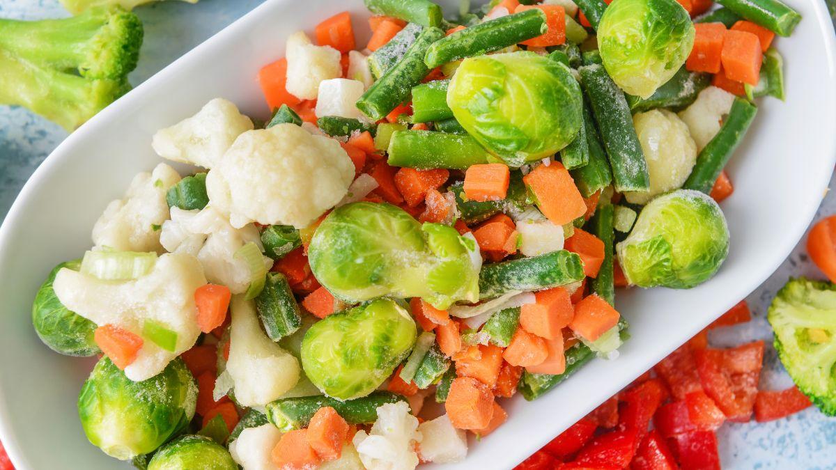 Los nutricionistas coinciden: estas son las 7 mejores verduras congeladas para regular el azúcar en sangre