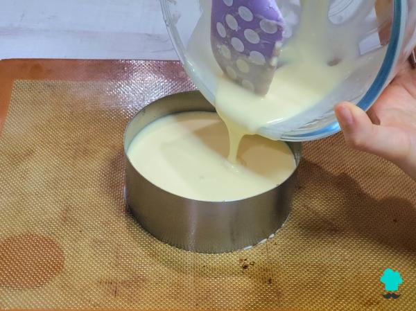 Receta de Tarta de queso con telaraña de chocolate: el postre de Halloween más original y fácil de hacer - Paso 7