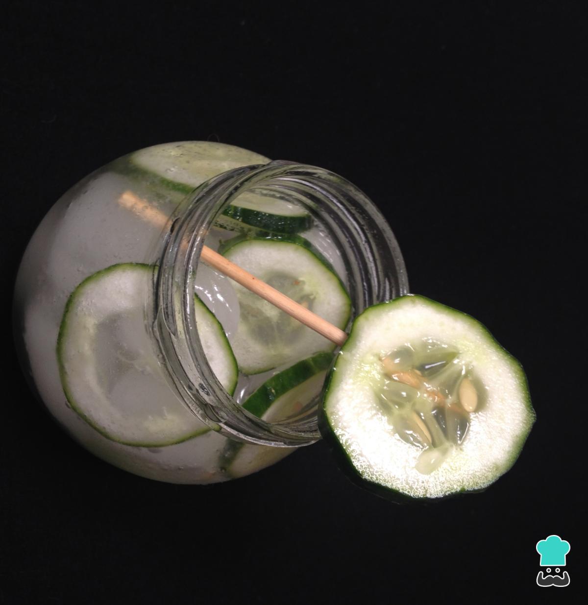 Gin tonic con pepino