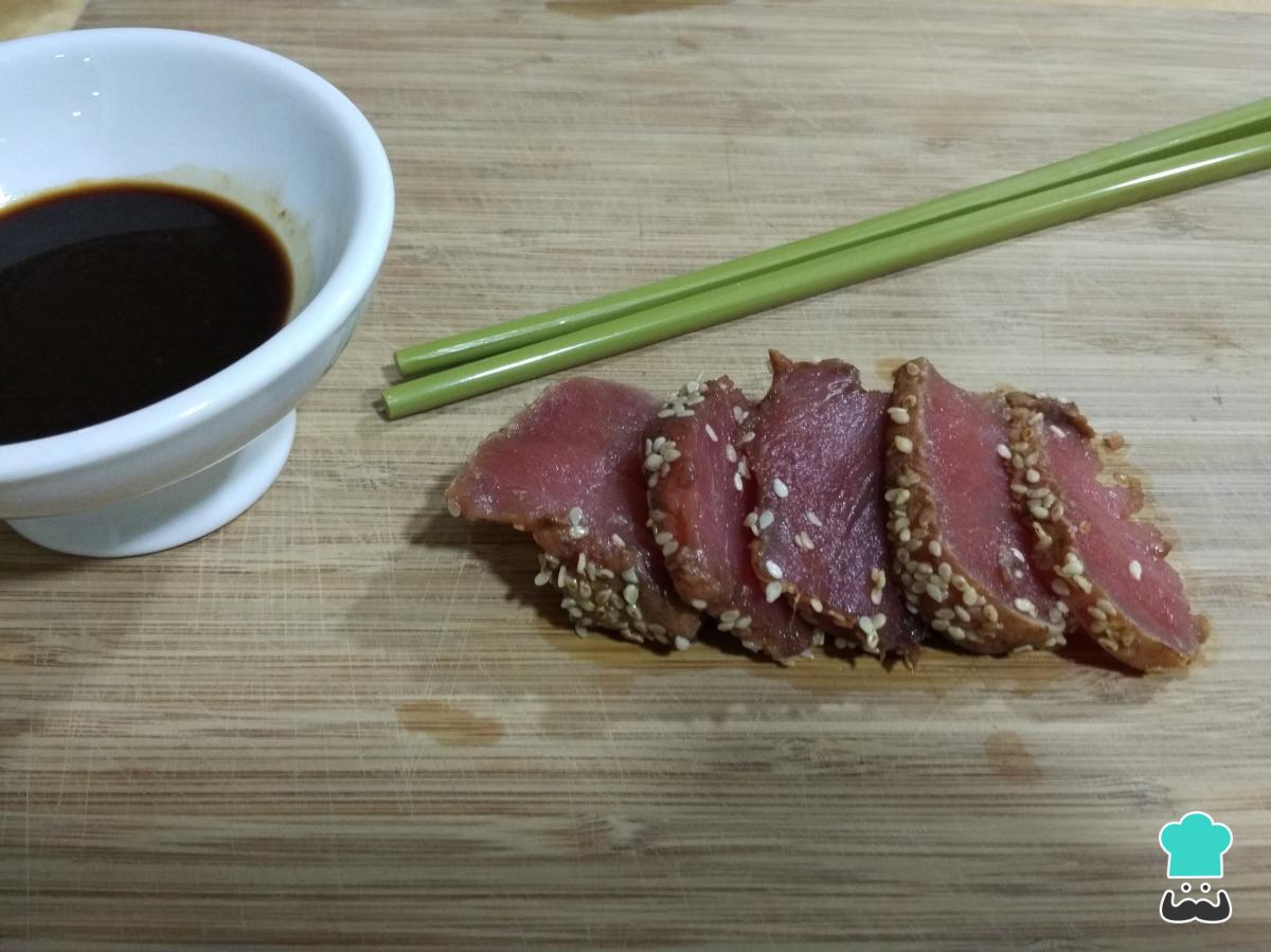 Receta de Tataki de atún con soja y sésamo