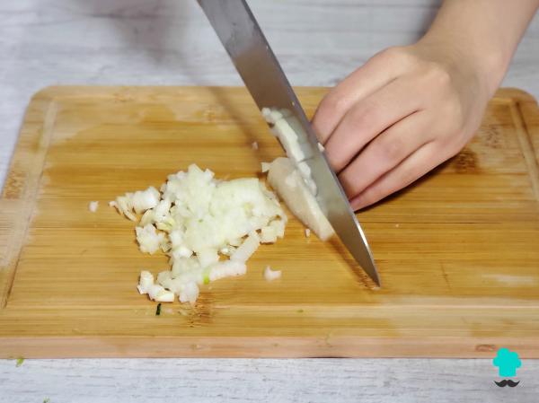 Receta de Tortilla de calabacín en freidora de aire: jugosa, ligera y sin apenas aceite - Paso 2