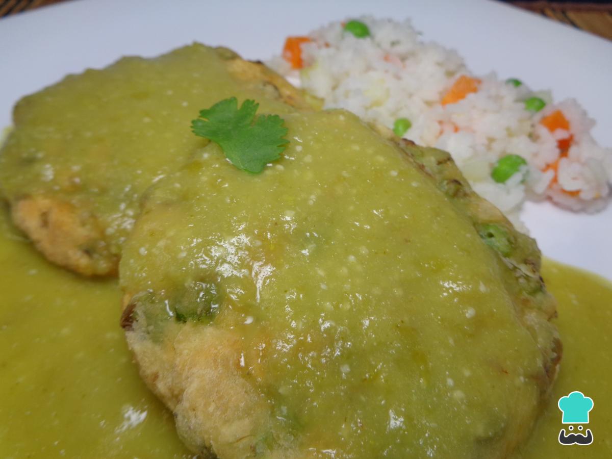 Receta de Tortitas de ejotes con queso en salsa verde
