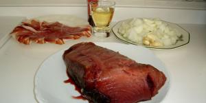 Receta de Atún mechado con tocino