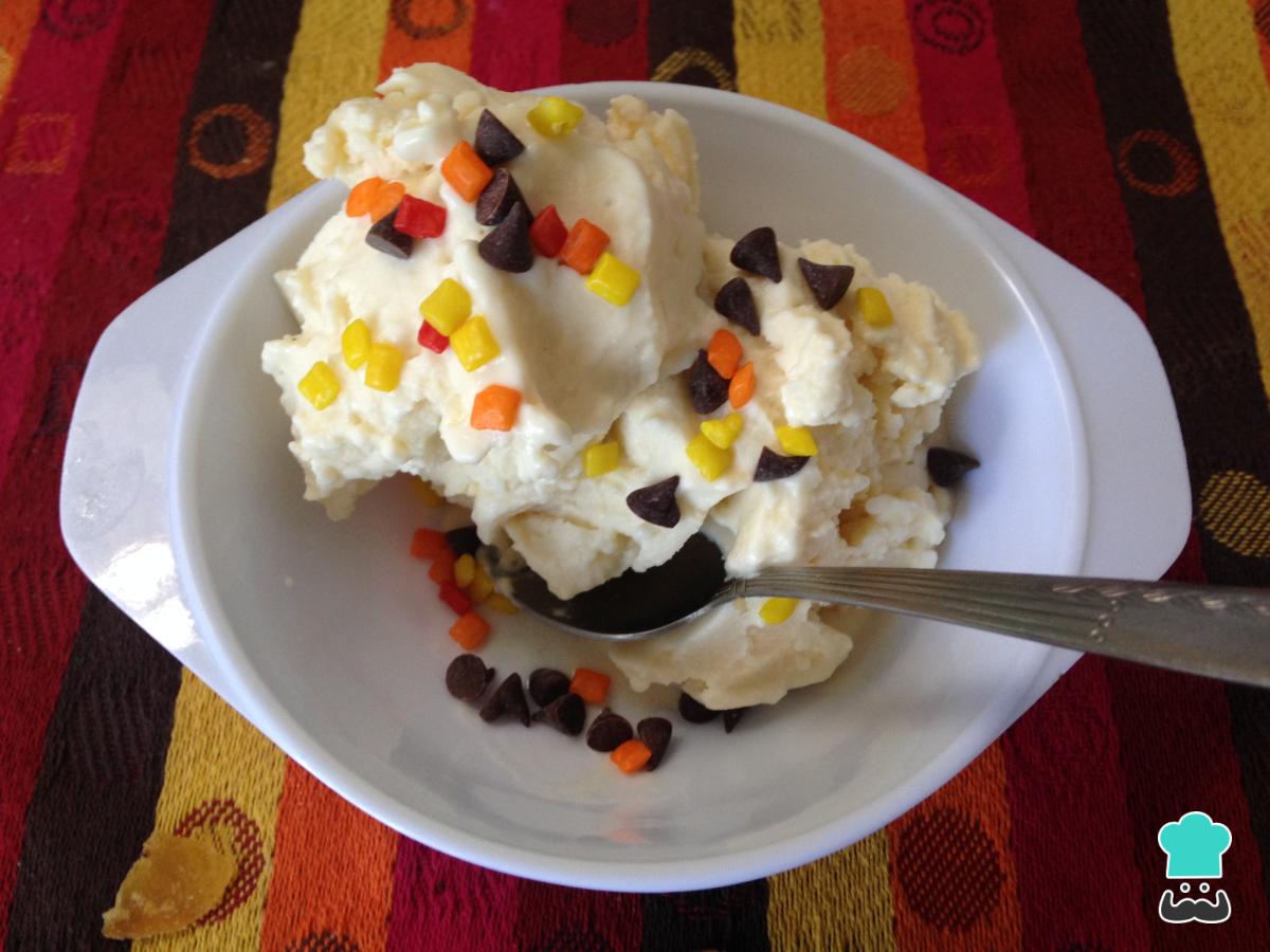 Receta de Helado de chocolate blanco casero