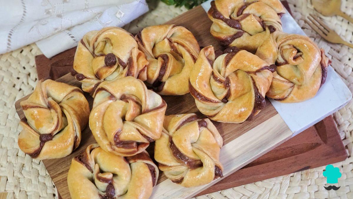 Receta de Rosas de hojaldre y chocolate: el dulce de Sant Jordi que parece de pastelería y puedes hacer en casa
