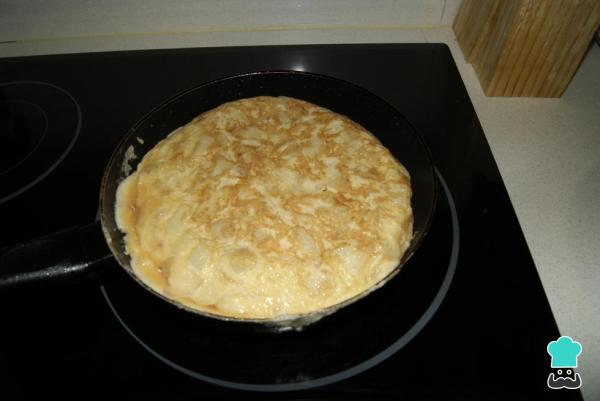 Receta de Tortilla de patatas fácil - Paso 7