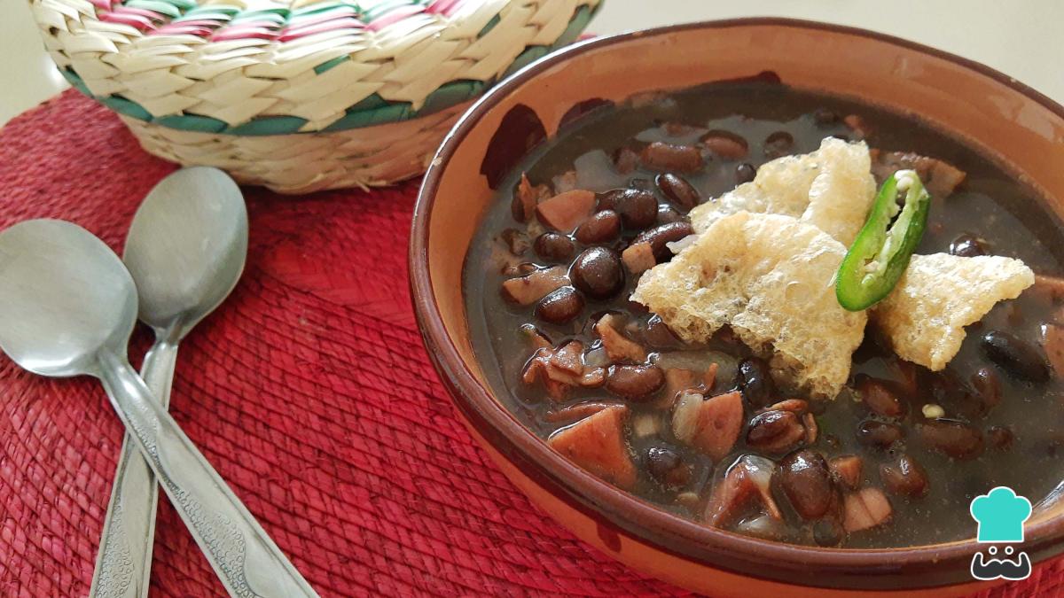 Receta de Frijoles charros mexicanos