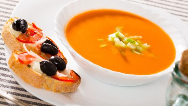 ¿Se puede comer saludable en un chiringuito? Los 17 platos que una nutricionista sí recomienda pedir - Ni compensar después ni buscar el plato perfecto: así se come mejor en un chiringuito