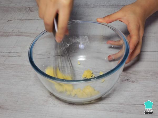 Receta de Bechamel en microondas - Paso 2