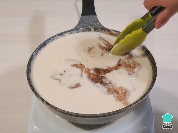 Receta de Solomillo en salsa de almendras - Paso 6