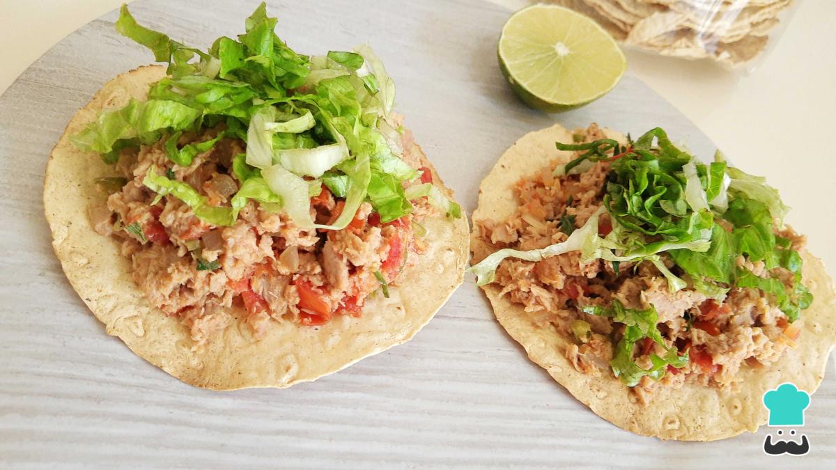 Receta de Tostadas de atún mexicanas