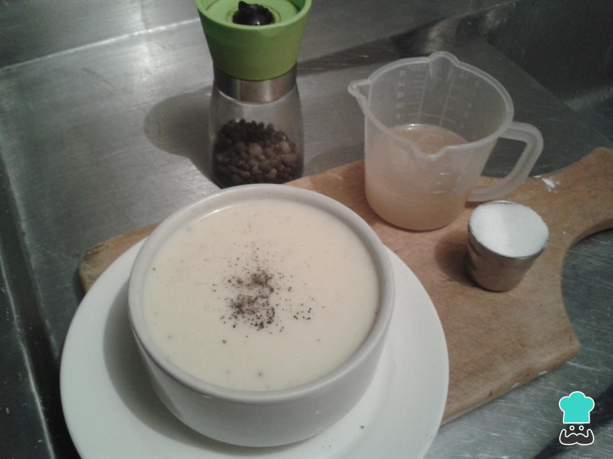 Receta de Salsa bechamel con caldo de pollo