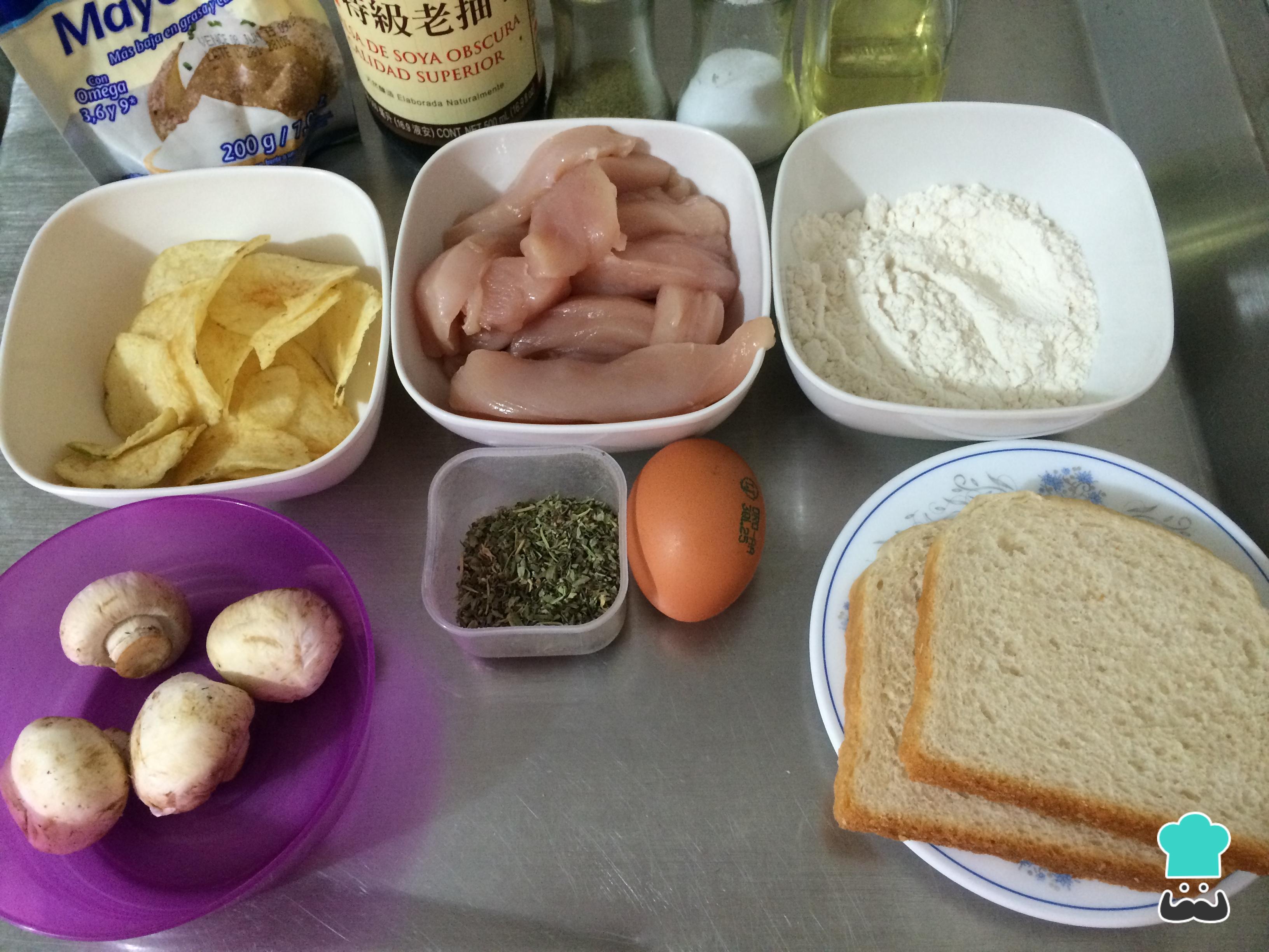 Sándwich de pollo americano