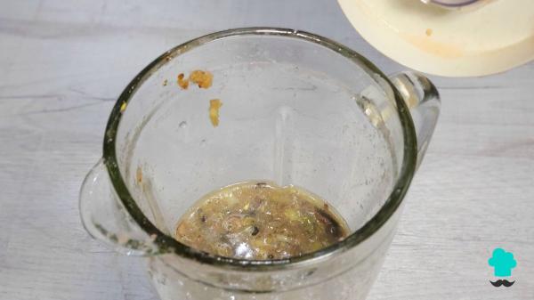 Receta de Crema de champiñones y puerro: fácil, deliciosa y perfecta para una cena ligera y saludable - Paso 6