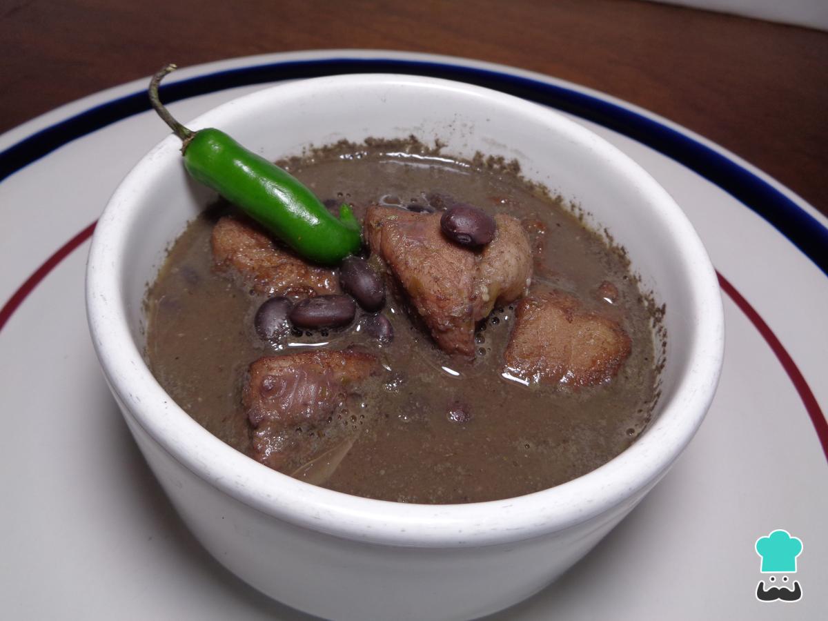 Receta de Sopa de frijol con cerdo