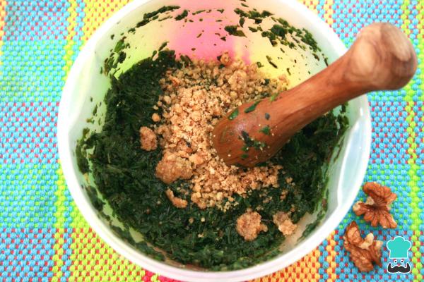 Receta de Pesto de espinacas vegano - Paso 5