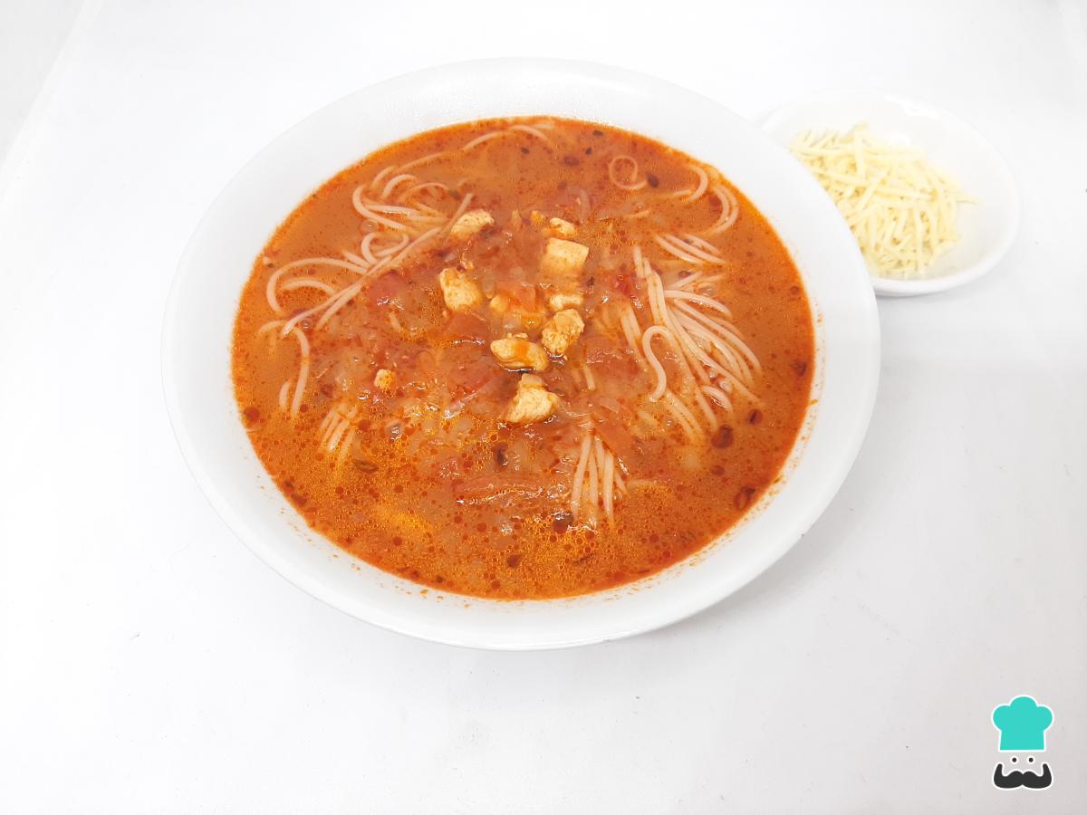 Receta de Sopa a la minuta de pollo