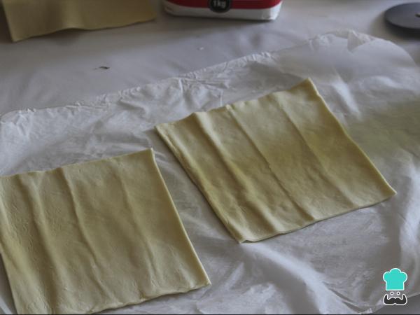 Receta de Empanadas de hojaldre de atún, huevo y tomate - Paso 7