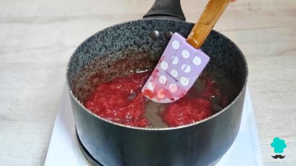 Receta de Tiramisú de fresas en vaso: un postre muy refrescante sin horno - Paso 4