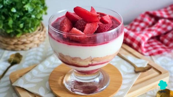 Receta de Tiramisú de fresas en vaso: un postre muy refrescante sin horno - Paso 7
