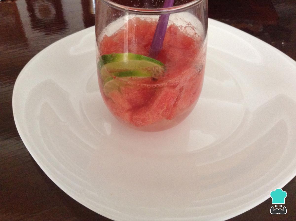 Cóctel rojo para San Valentín