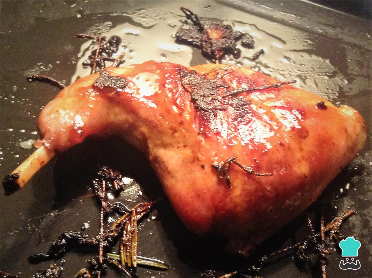 Receta de Conejo al horno con tomillo y romero