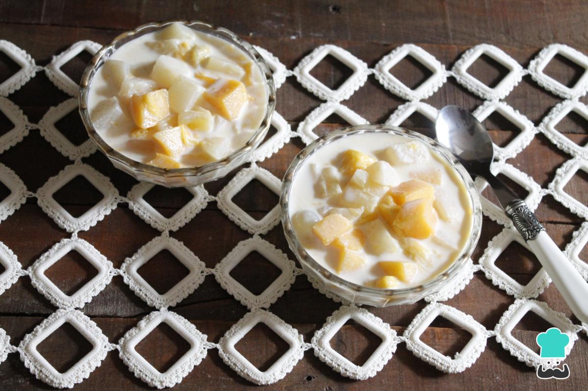 Receta de Cóctel de frutas con lechera