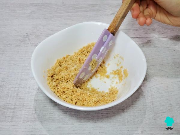 Receta de Tarta de queso y arándanos sin horno: un postre muy cremoso y fácil de preparar en casa - Paso 1