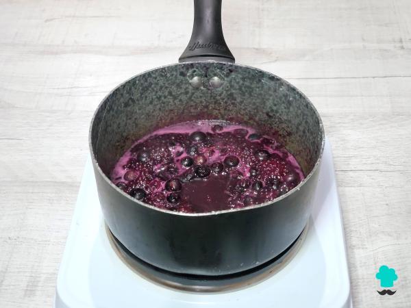Receta de Tarta de queso y arándanos sin horno: un postre muy cremoso y fácil de preparar en casa - Paso 9