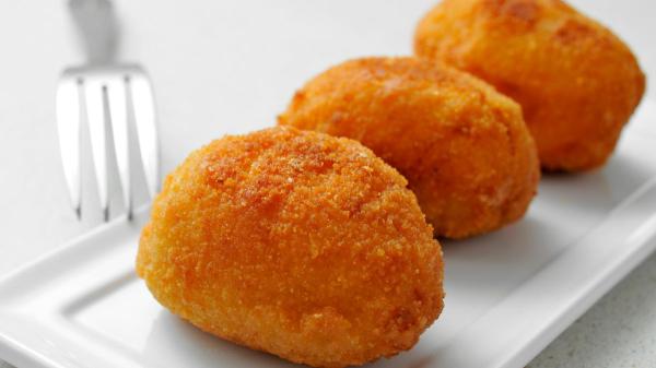 Los chefs españoles coinciden: “Las croquetas más cremosas no se hacen solo con leche, el truco es añadir gelatina a la bechamel” - El secreto científico de las croquetas más cremosas está en la gelatina