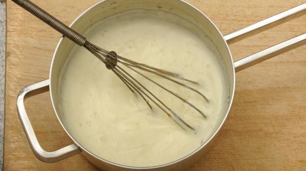 Los chefs españoles coinciden: “Las croquetas más cremosas no se hacen solo con leche, el truco es añadir gelatina a la bechamel” - ¿Más leche significa más cremosidad?