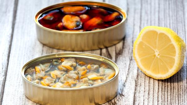 Jordi Roca, chef: “La ensaladilla rusa más buena no se hace con mayonesa, sino con una salsa de leche, zumo de naranja y unas gotas de tabasco” - La ensaladilla de Jordi Roca tampoco lleva patata ni atún: su versión opta por sabores más intensos