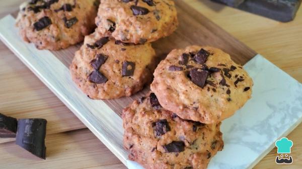 Receta de Galletas de avena y chocolate en airfryer, fáciles y listas en 10 minutos - Paso 6