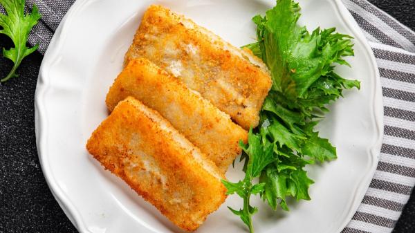 Parecen libritos fritos de toda la vida, pero son ligeros, saludables y consiguen que los niños coman más pescado - Unos libritos sanos muy apetecibles: crujientes por fuera y tiernos por dentro