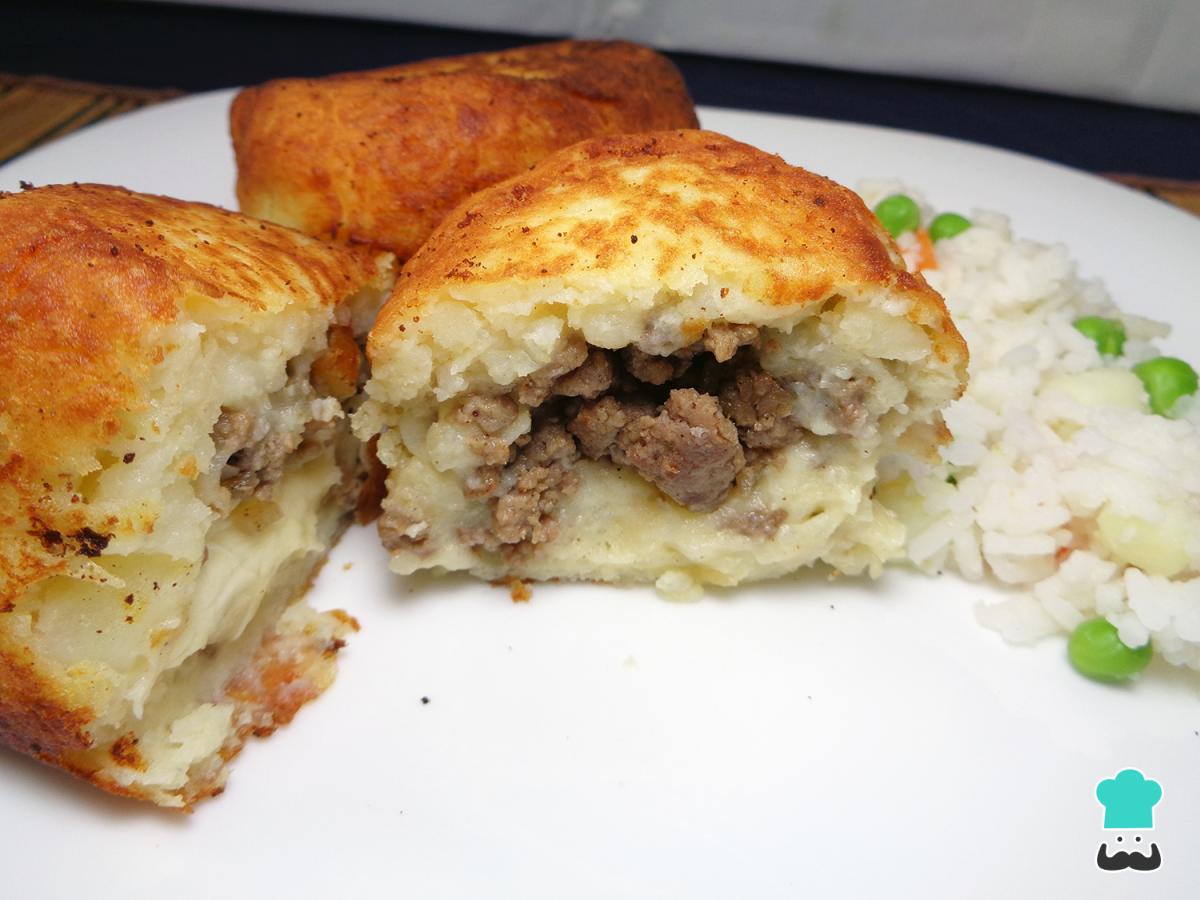 Receta de Croquetas de papa con carne molida y queso