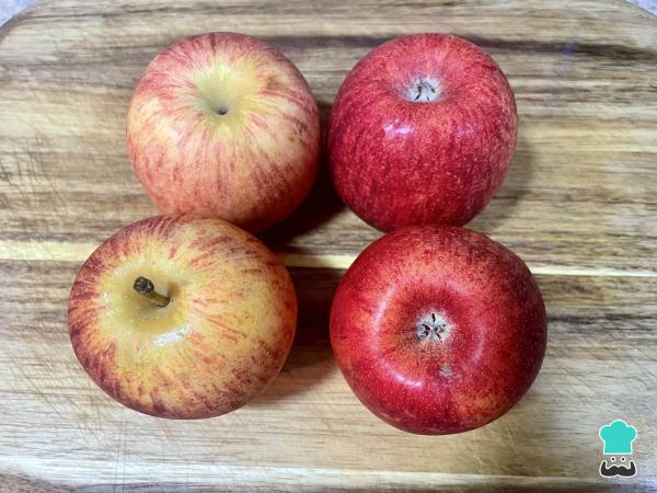 Receta de Kuchen de manzana con mermelada - Paso 1