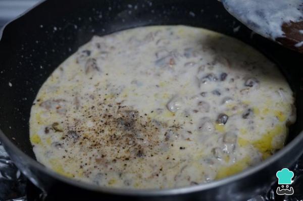 Receta de Solomillo de cerdo en salsa de champiñones y cebolla - Paso 4