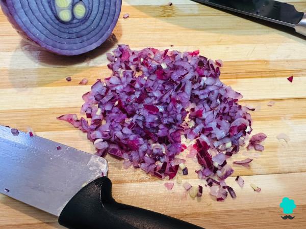 Receta de Tabulé de cuscús: la ensalada que triunfa en verano por ser fresca, ligera y muy fácil de preparar - Paso 3
