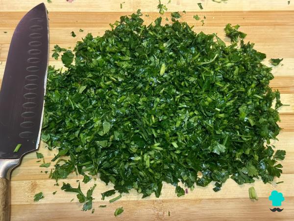 Receta de Tabulé de cuscús: la ensalada que triunfa en verano por ser fresca, ligera y muy fácil de preparar - Paso 4