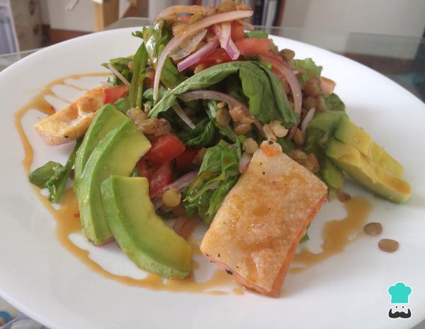 Receta de Ensalada de lentejas con salmón