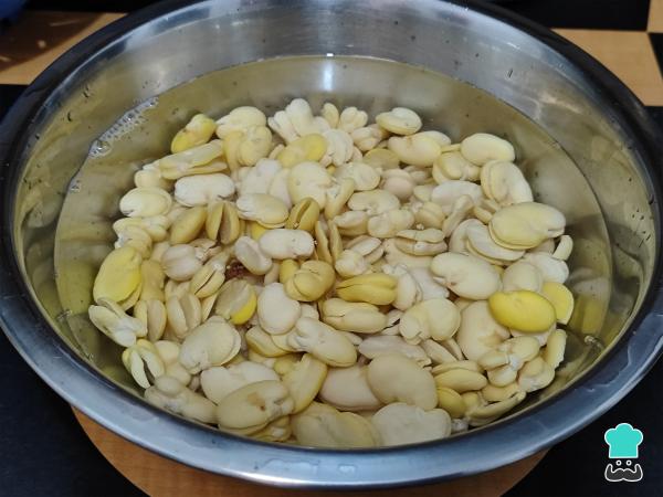 Receta de Sopa de habas secas - Paso 1